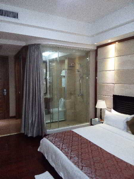 Golden Tulip Essential Lagos Airport Hotel Екстериор снимка