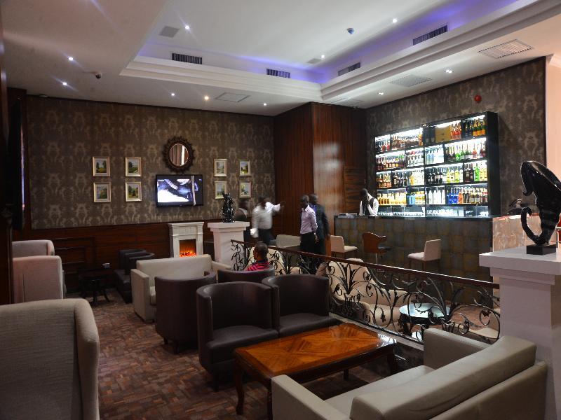 Golden Tulip Essential Lagos Airport Hotel Екстериор снимка